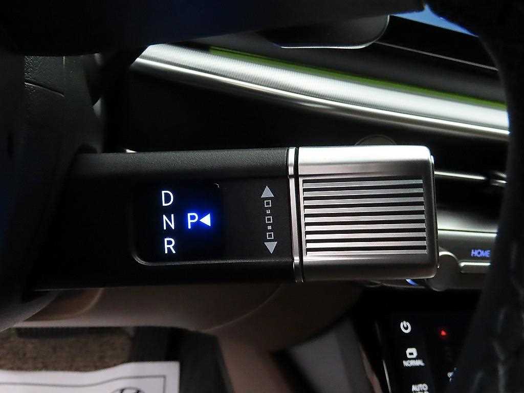 HYUNDAI Grandeur - Vista 10