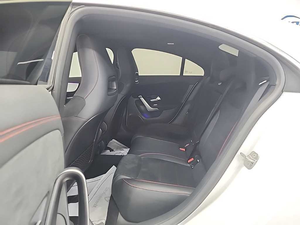 Mercedes Benz CLA Class - Vista 12