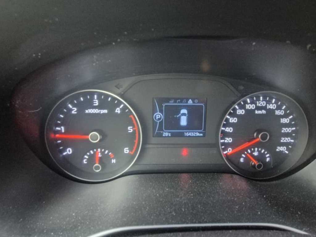 KIA Sportage - Vista 8