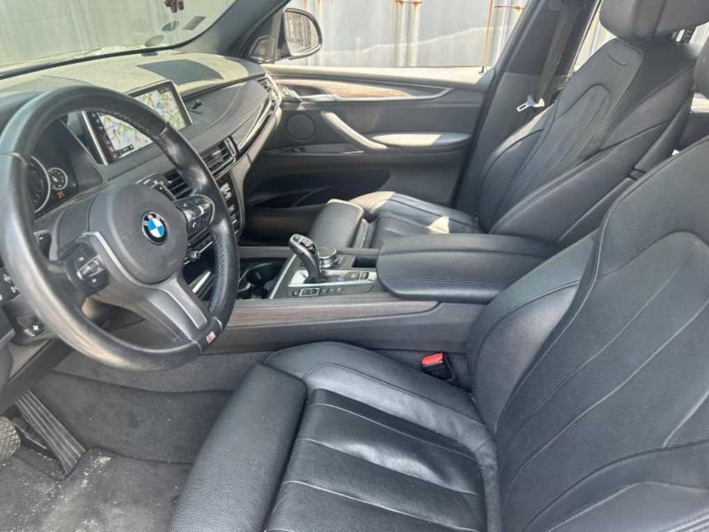 BMW X5 - Vista 8