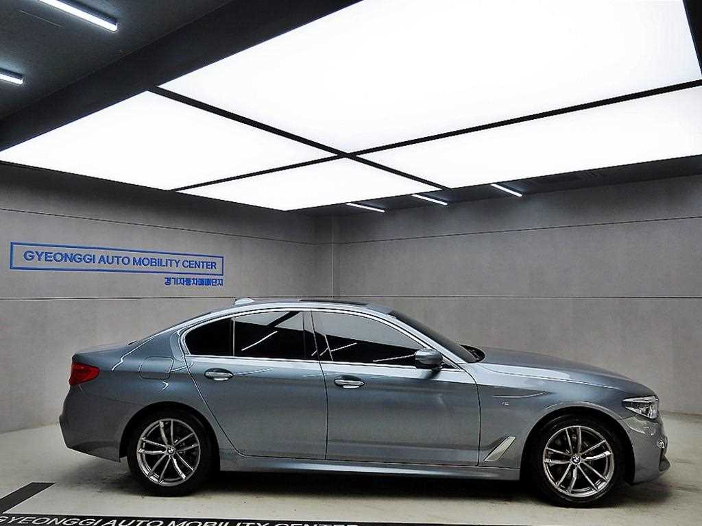 BMW 5 Series - Vista 2
