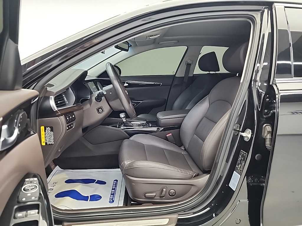 KIA K7 - Vista 11