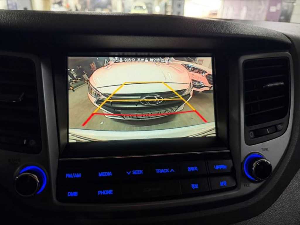 HYUNDAI Tucson - Vista 10