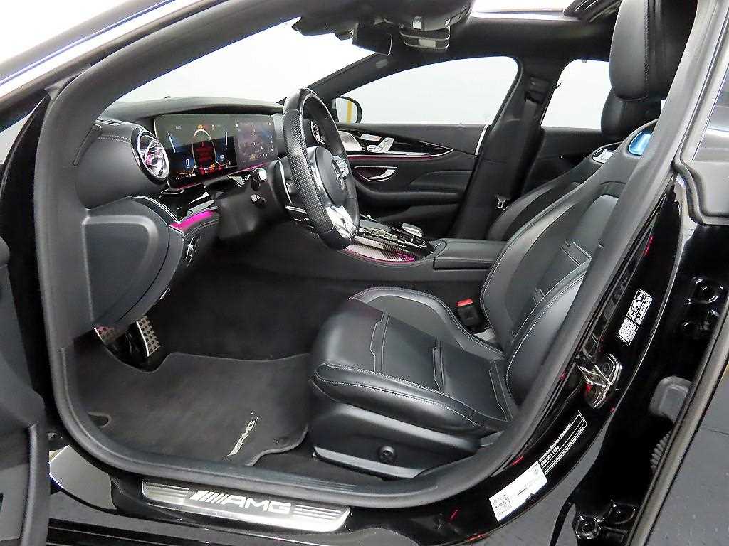 Mercedes Benz AMG GT - Vista 5