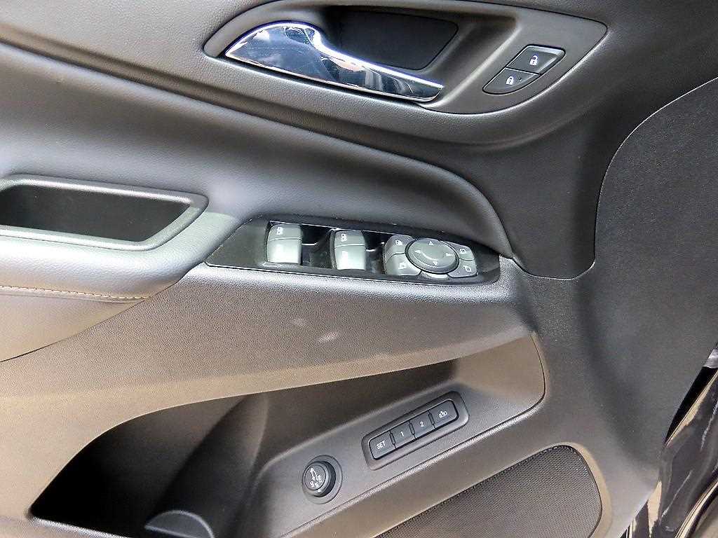 Chevrolet Equinox - Vista 11