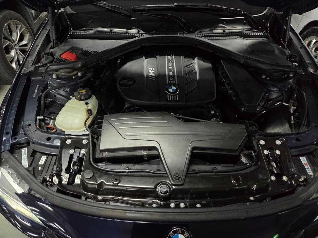 BMW 3 series 2015 Azul - Importación desde Corea - HF Imports Iquique - Foto 18