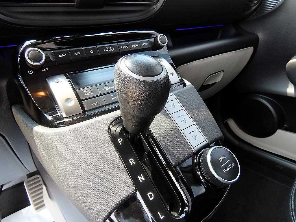 HYUNDAI Casper - Vista 11