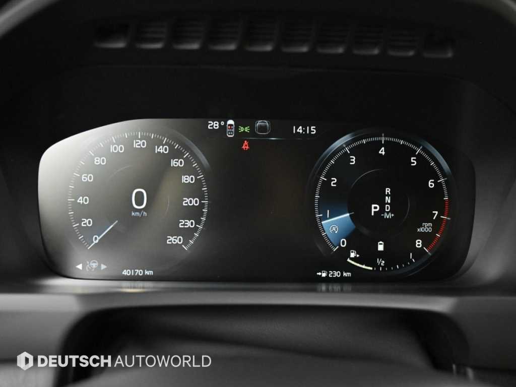 Volvo XC90 - Vista 8