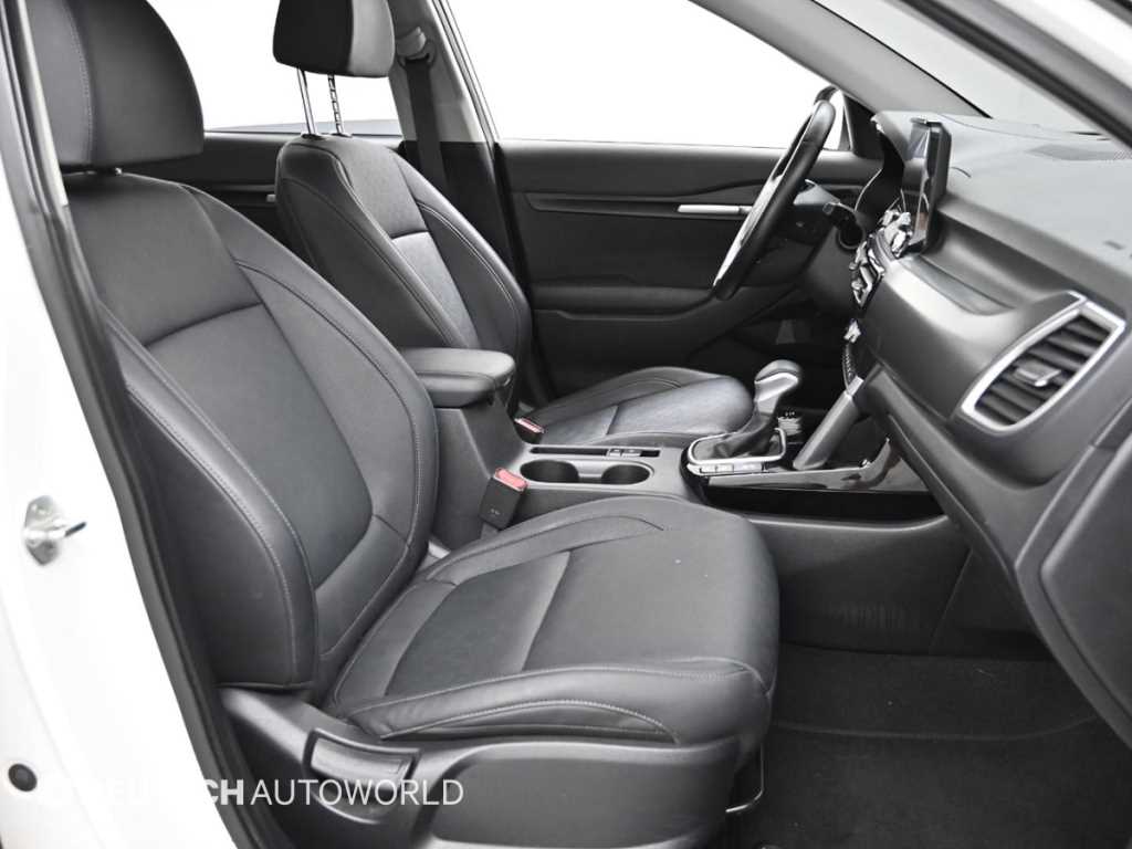 KIA Seltos - Vista 10
