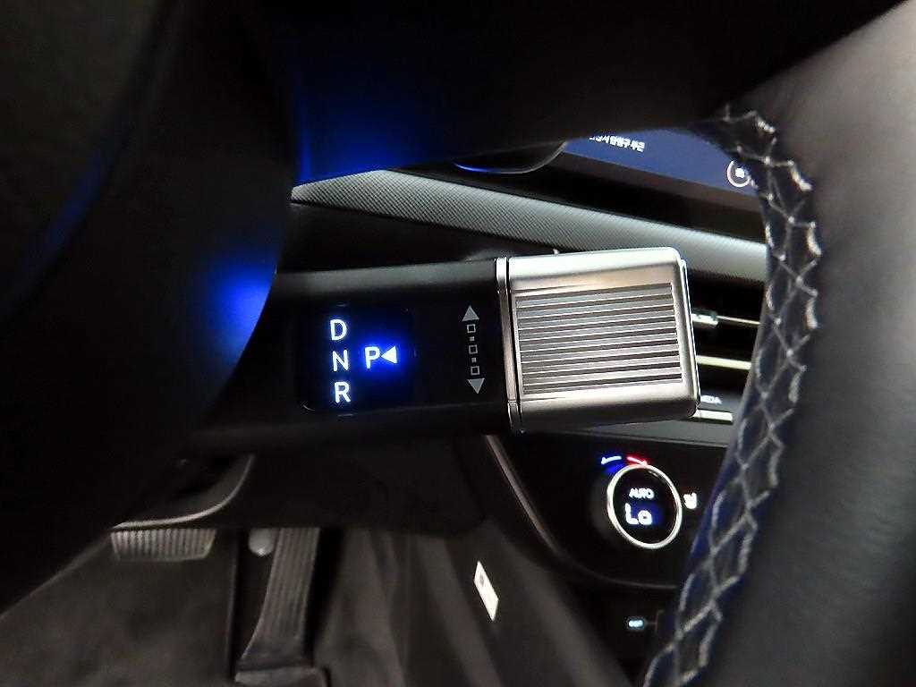 HYUNDAI Sonata - Vista 10