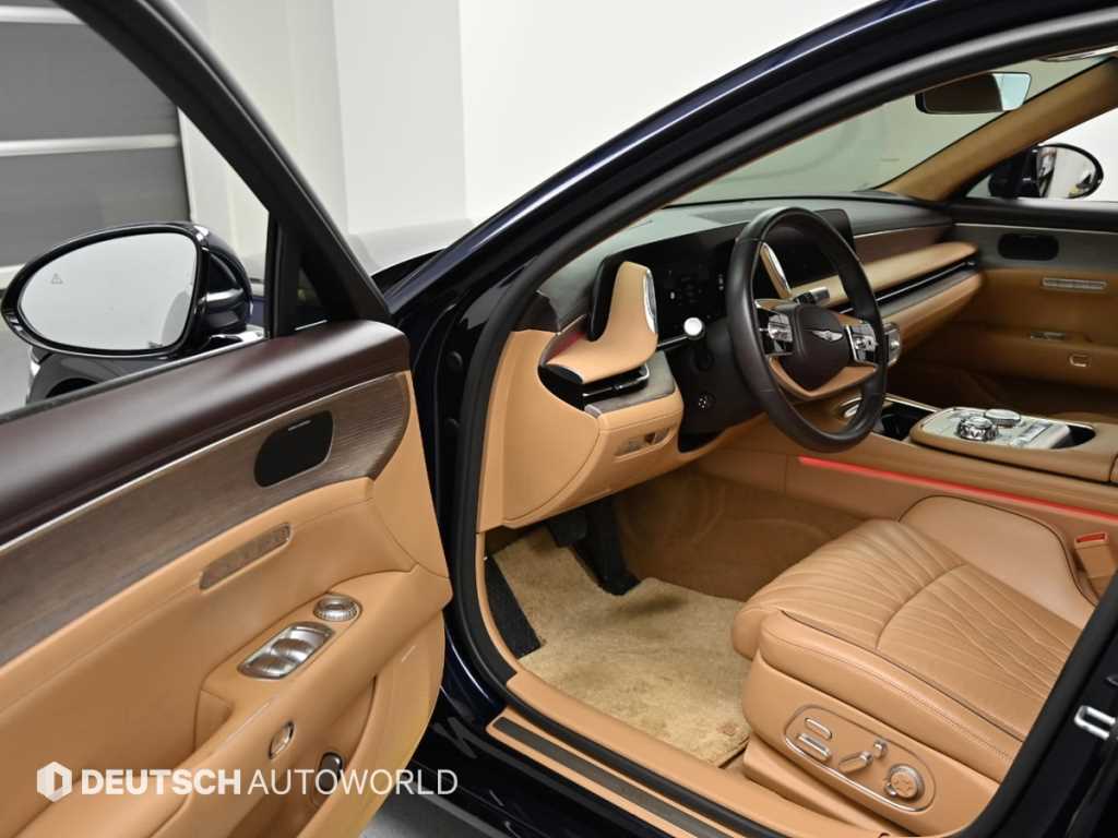 Genesis G90 - Vista 11