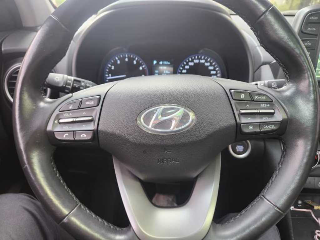 HYUNDAI Kona - Vista 6