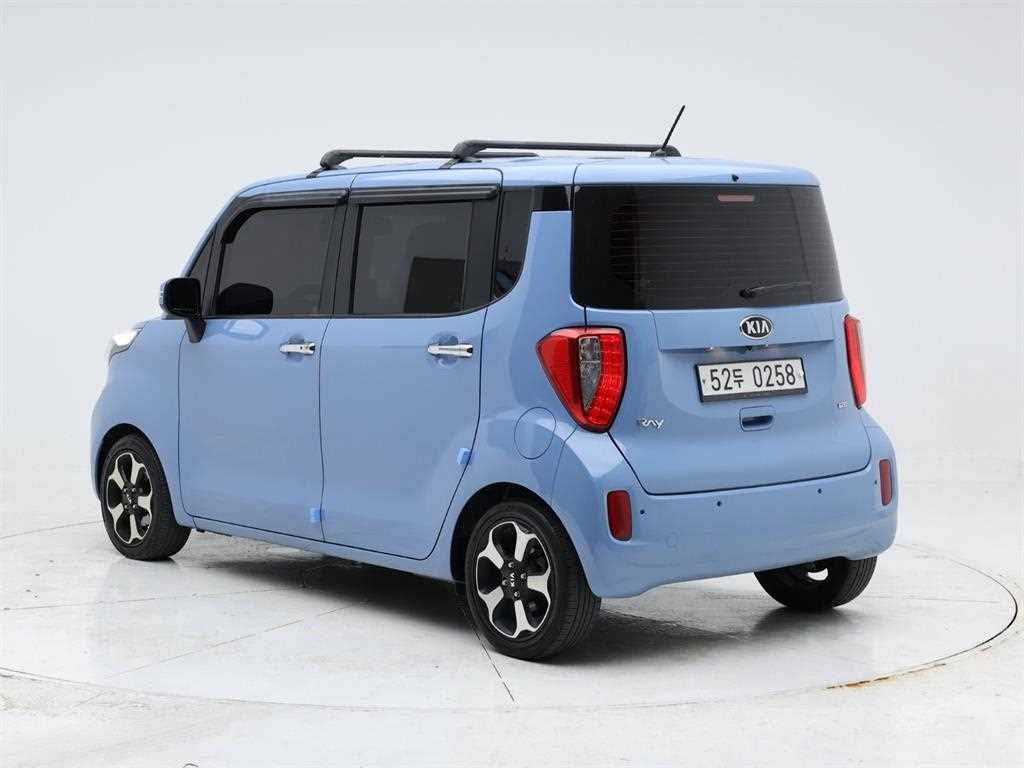 KIA Ray - Vista 4