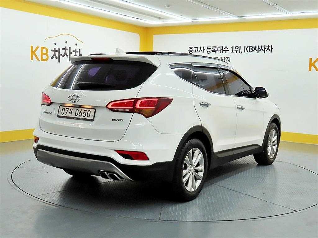 HYUNDAI Santa Fe - Vista 4