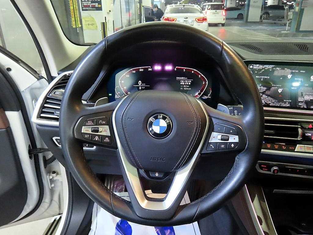 BMW X5 - Vista 8
