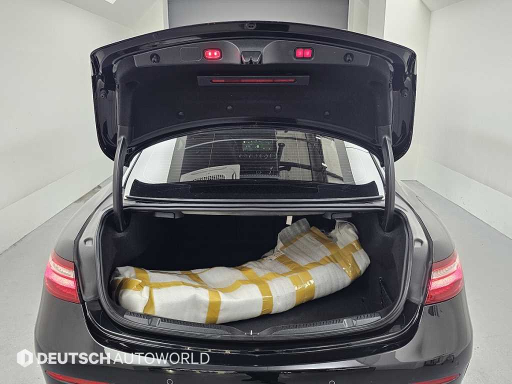 Mercedes Benz E class 2017 Negro - Importación desde Corea - HF Imports Iquique - Foto 19