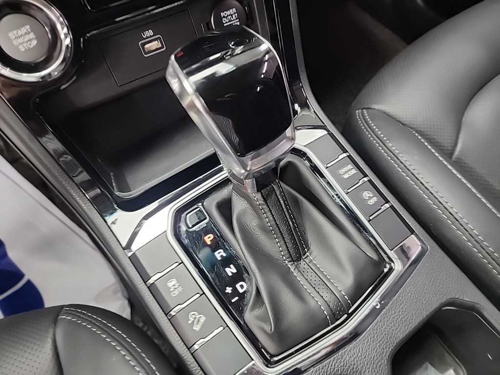 Ssangyong Korando - Vista 8