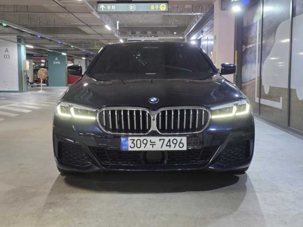 BMW 5 Series 2021 Negro - Importación desde Corea - HF Imports Iquique - Foto 1