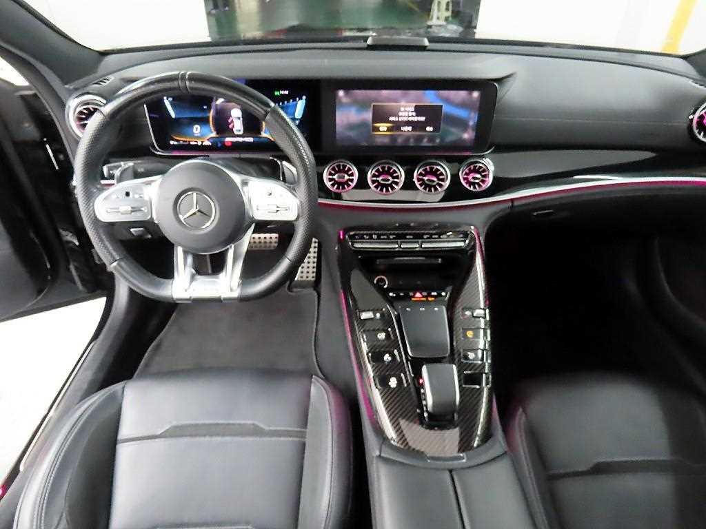 Mercedes Benz AMG GT - Vista 7