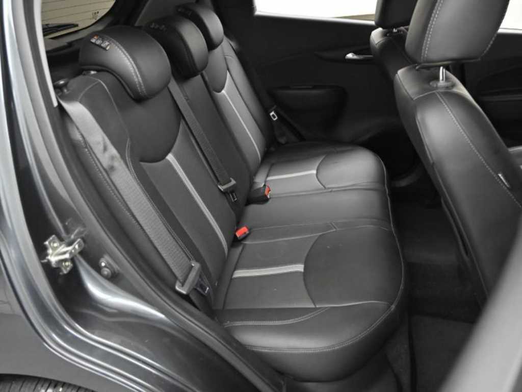 Chevrolet Spark - Vista 12