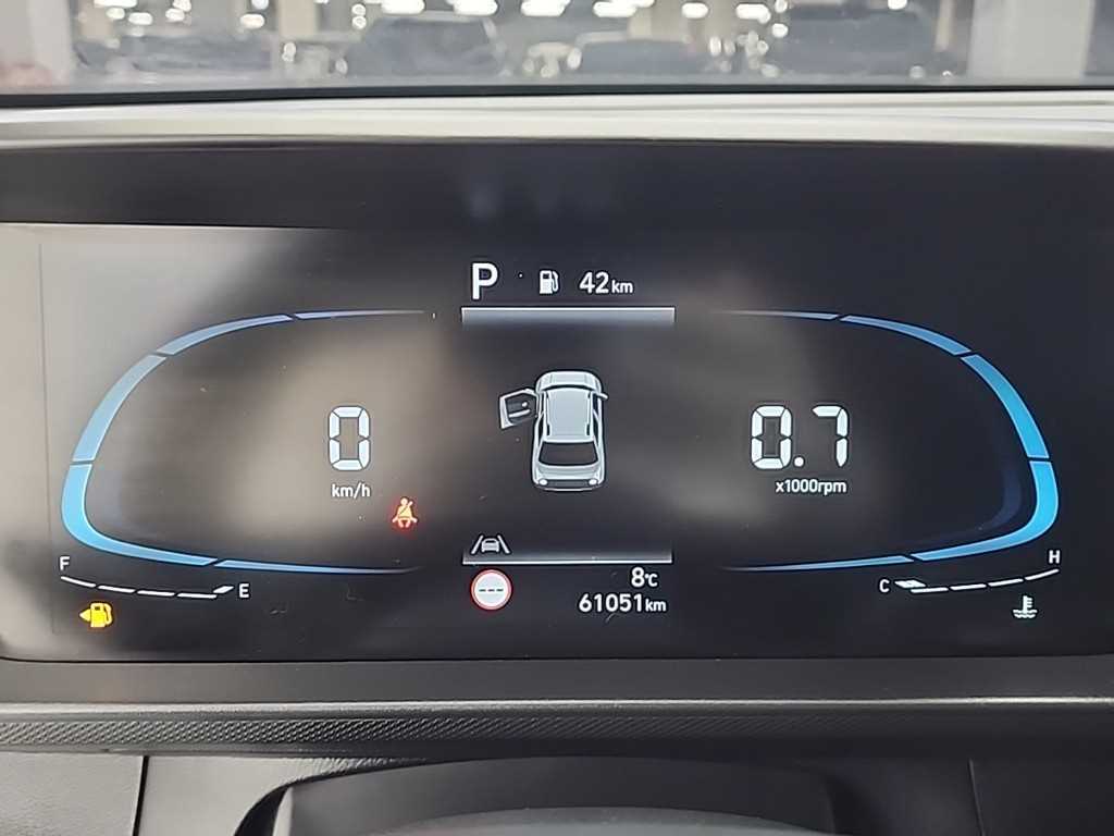 HYUNDAI Casper - Vista 6