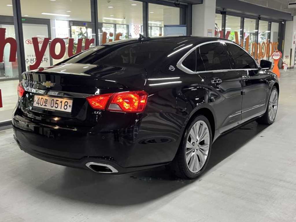 Chevrolet Impala - Vista 4
