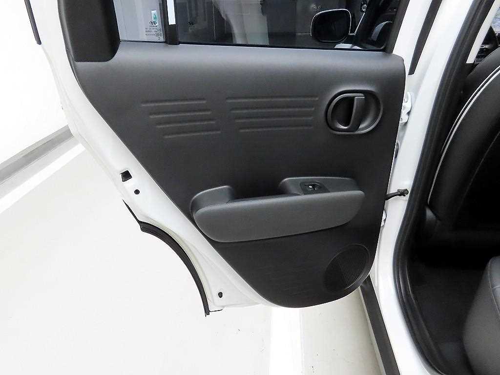 HYUNDAI Casper - Vista 11
