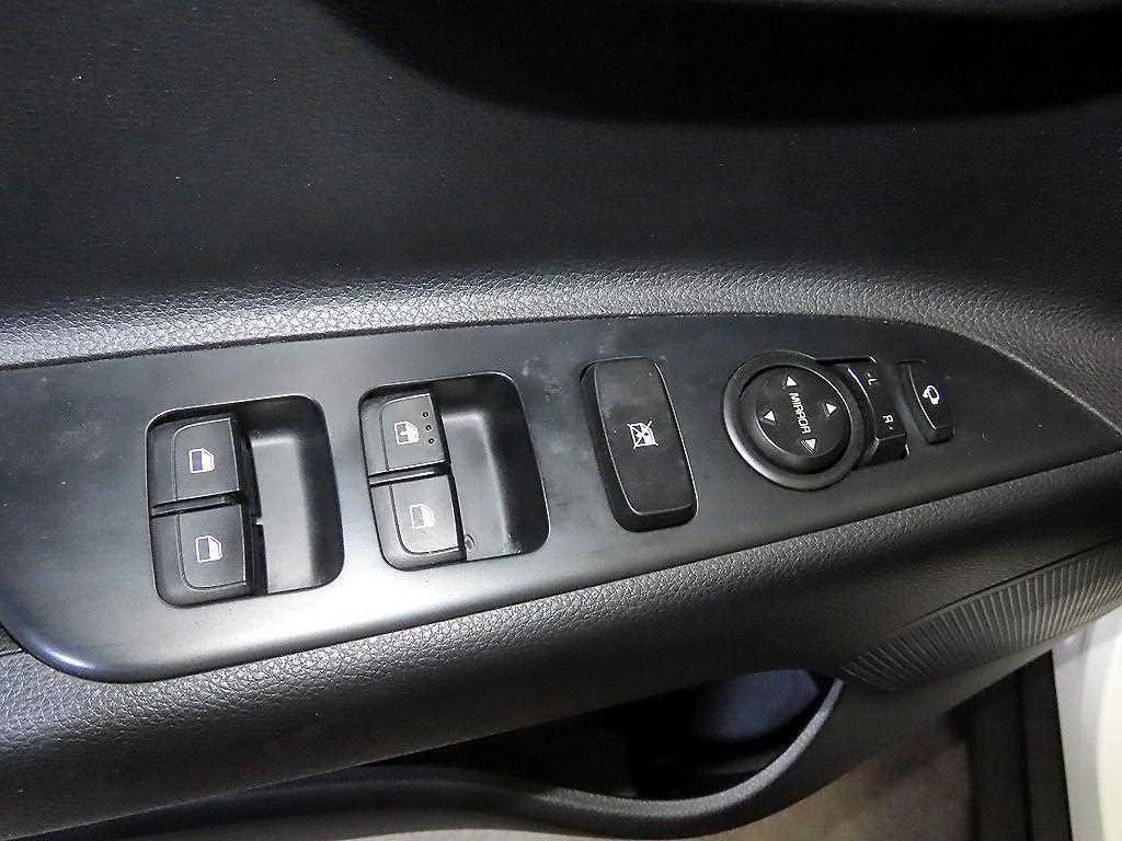 KIA Stonic 2019 - Importación desde Corea - HF Imports Iquique - Foto 13