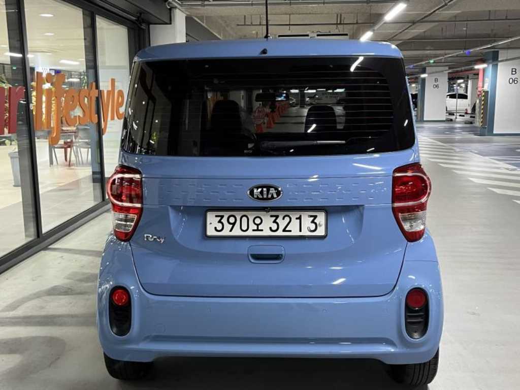 KIA Ray - Vista 5