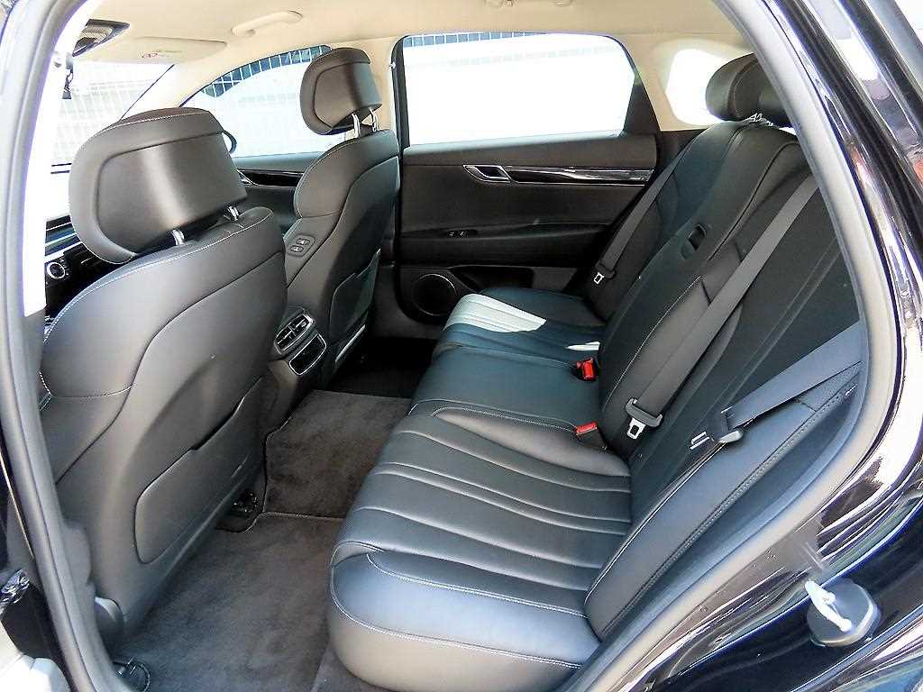 Genesis G80 - Vista 6