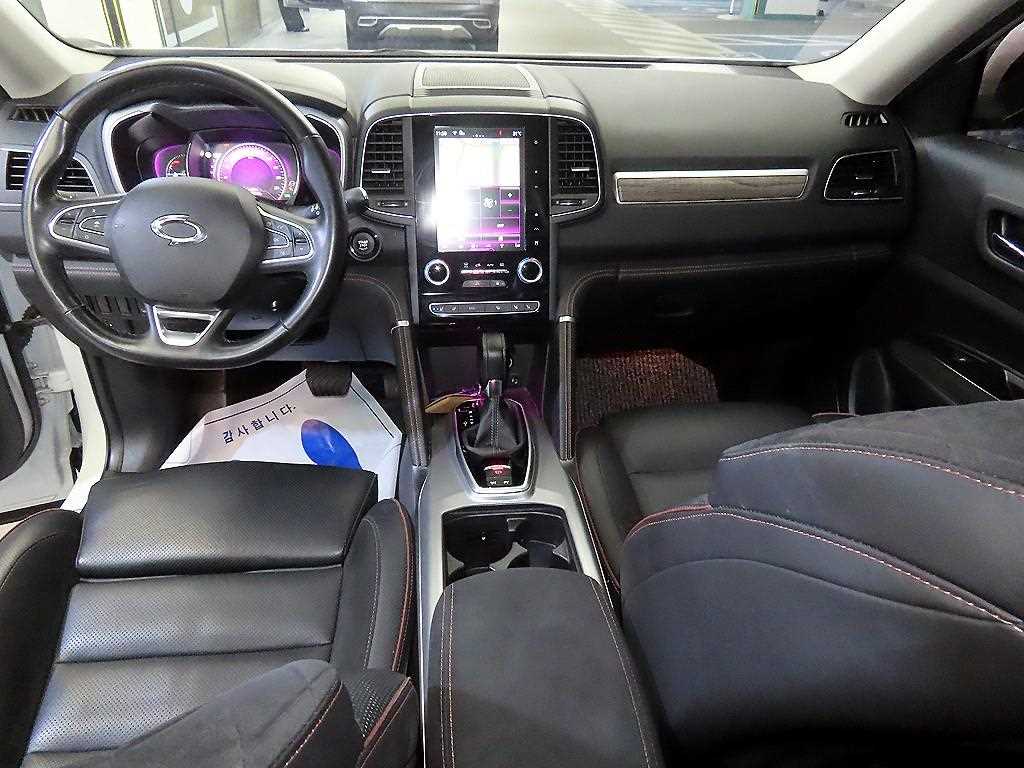 SAMSUNG QM6 - Vista 10