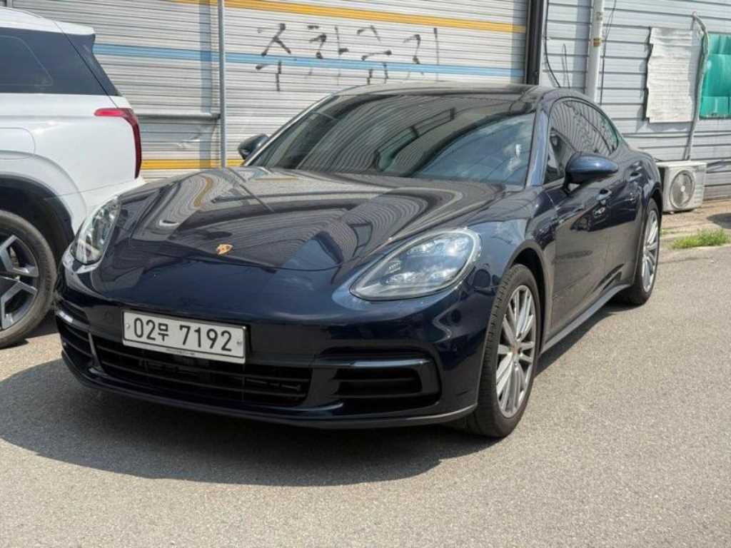 Porsche Panamera - Vista 2