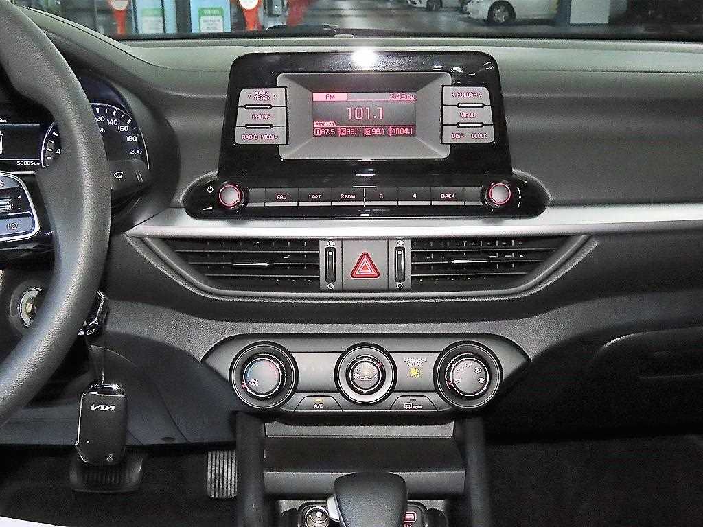 KIA K3 - Vista 11