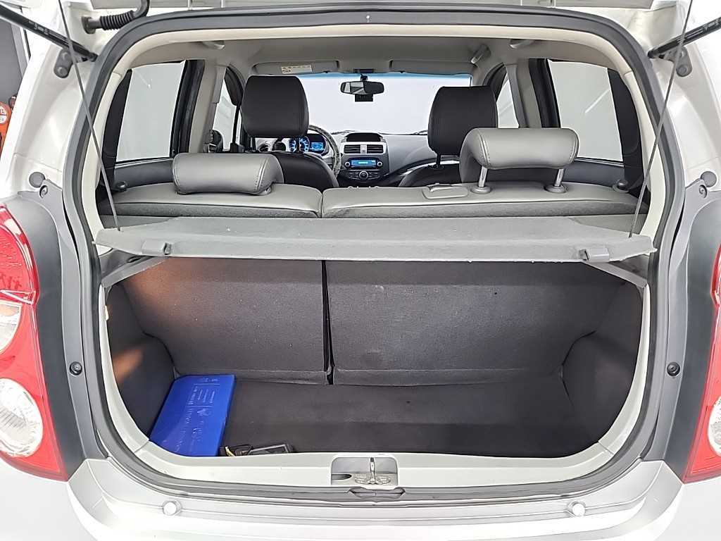 Chevrolet Spark 2014 Plateado - Importación desde Corea - HF Imports Iquique - Foto 17