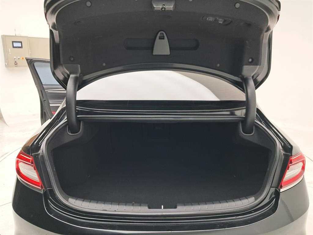HYUNDAI Grandeur 2018 Negro - Importación desde Corea - HF Imports Iquique - Foto 17