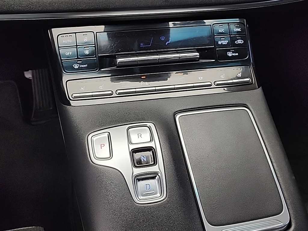 HYUNDAI Grandeur - Vista 8