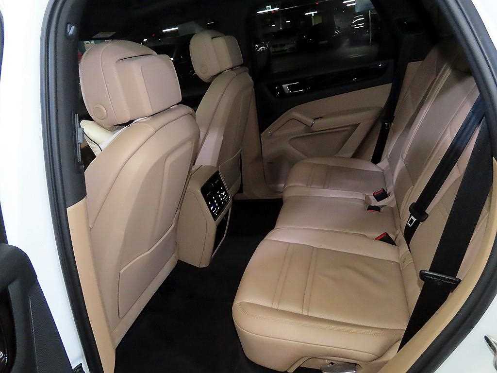 Porsche Cayenne - Vista 7