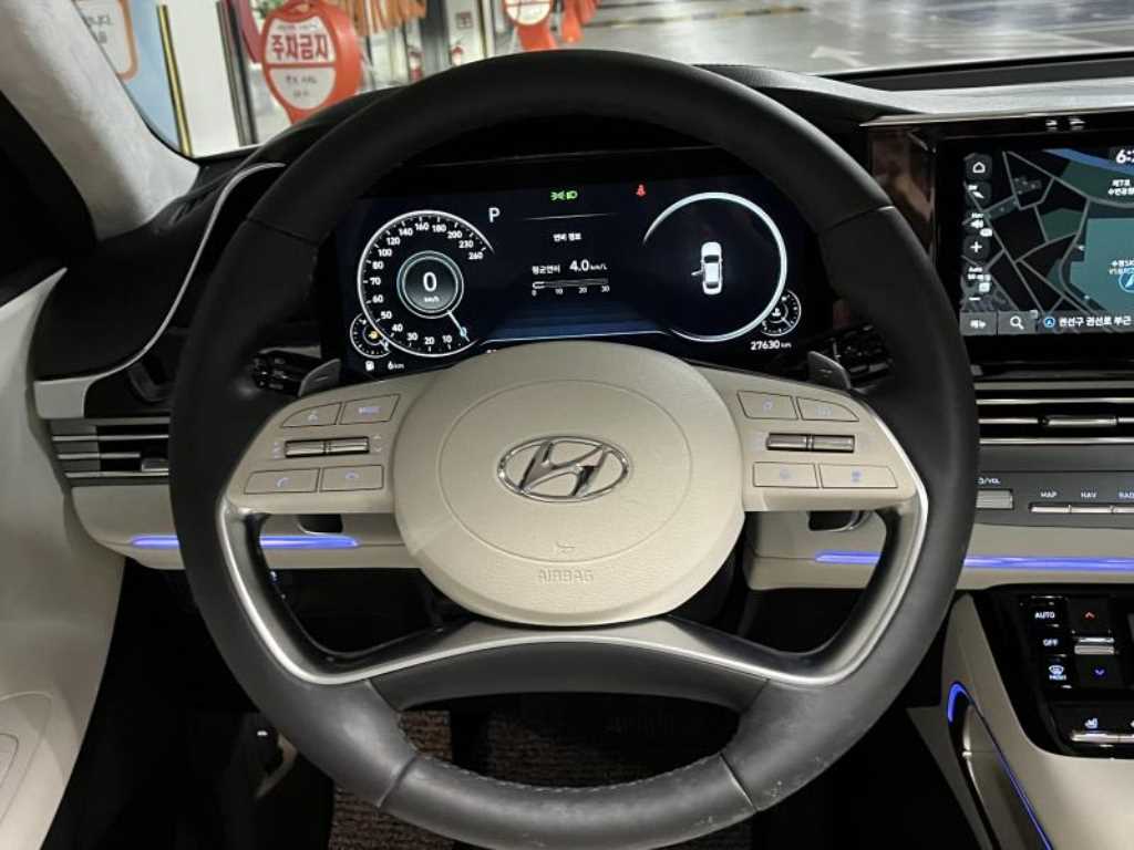 HYUNDAI Grandeur - Vista 8
