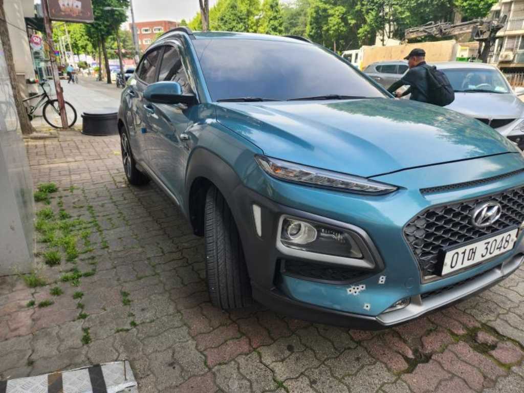 HYUNDAI Kona - Vista 2