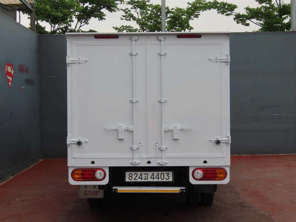 Small Truck Freezer Box(Low Deck) - Vista 4