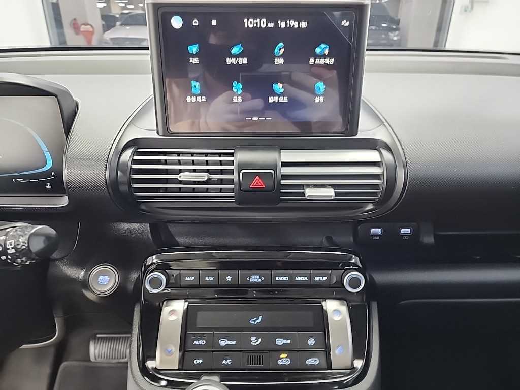 HYUNDAI Casper - Vista 10
