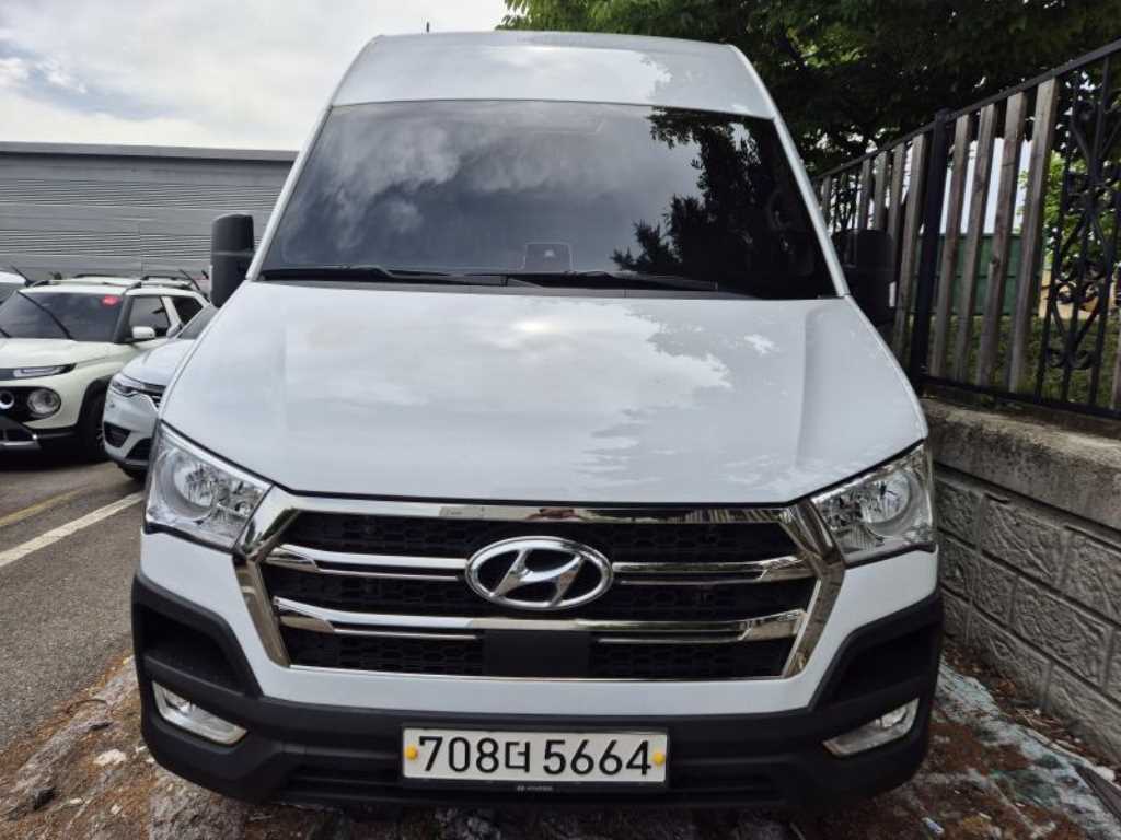HYUNDAI Solati 2025 - Importación desde Corea - HF Imports Iquique - Foto 1