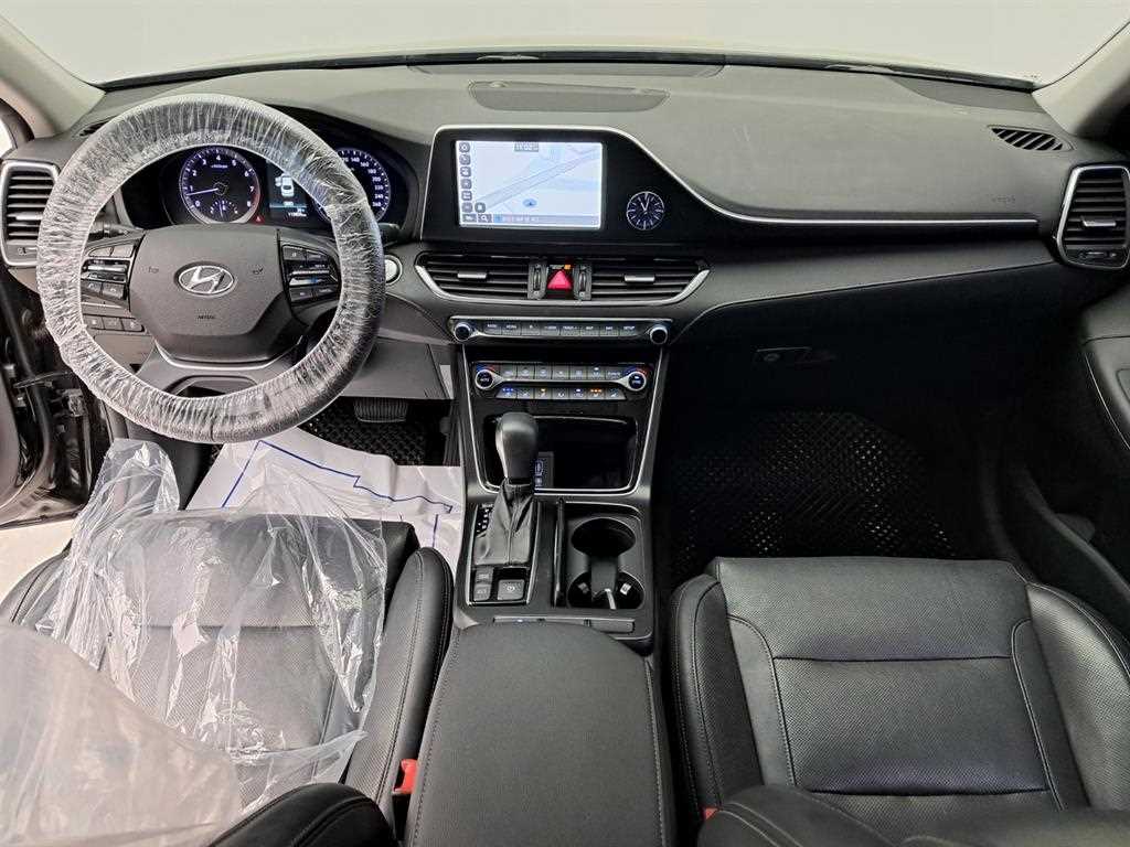 HYUNDAI Grandeur - Vista 6