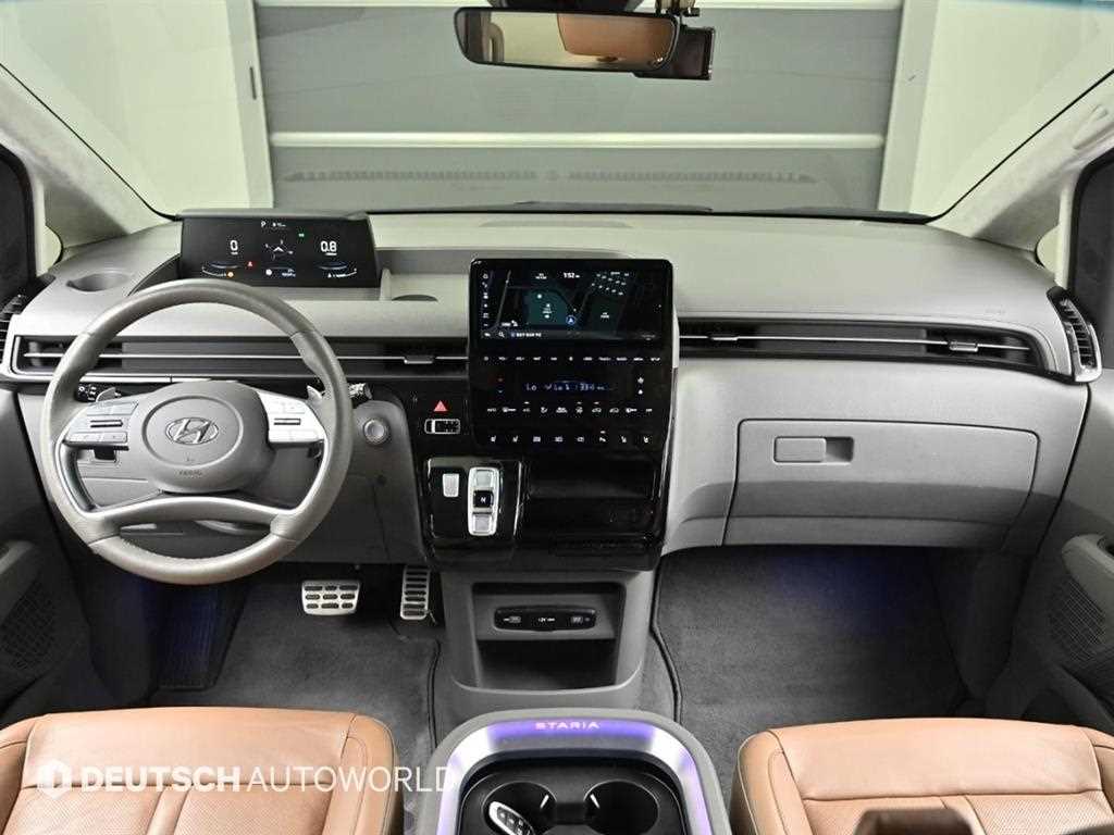 HYUNDAI Staria - Vista 7