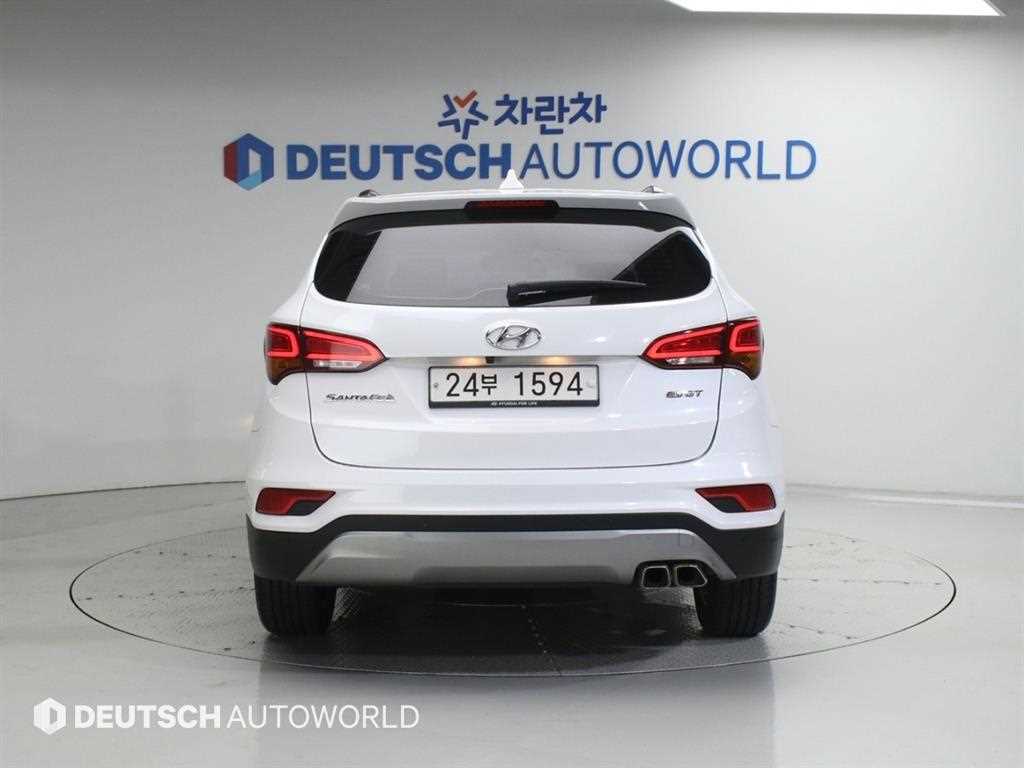 HYUNDAI Santa Fe - Vista 4