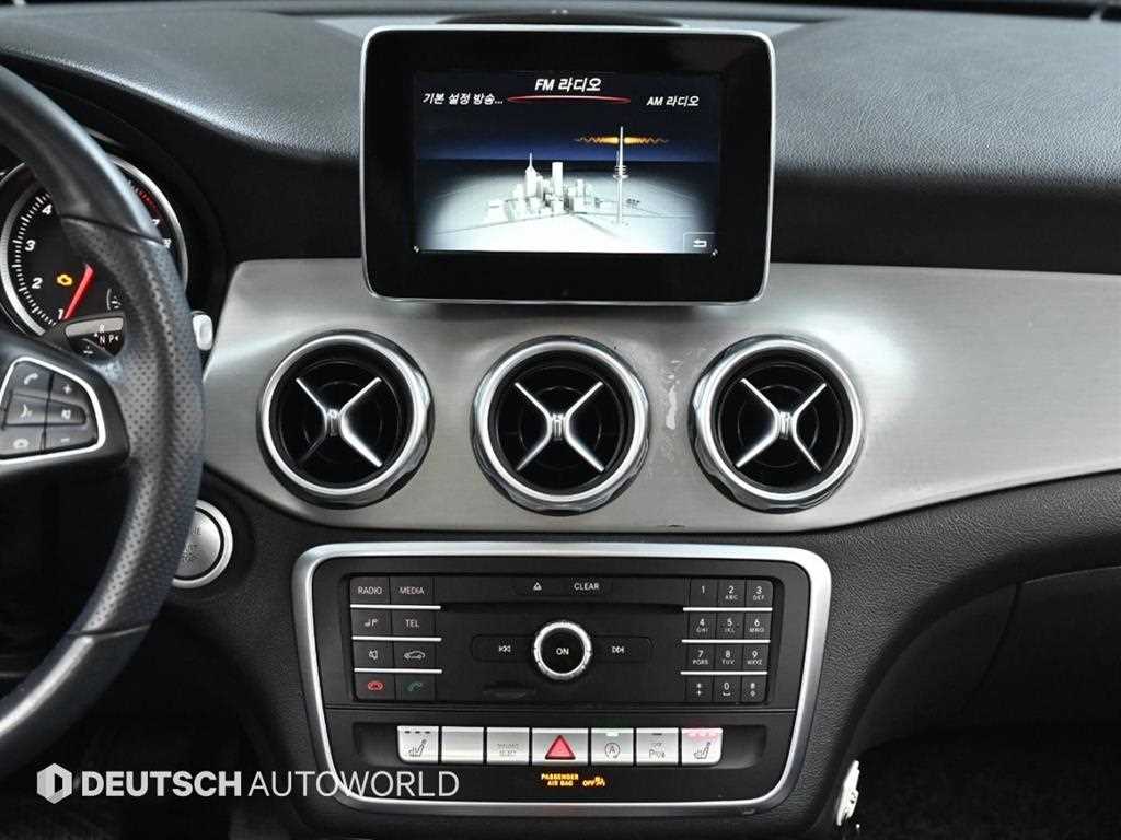 Mercedes Benz GLA Class 2019 Gris - Importación desde Corea - HF Imports Iquique - Foto 14
