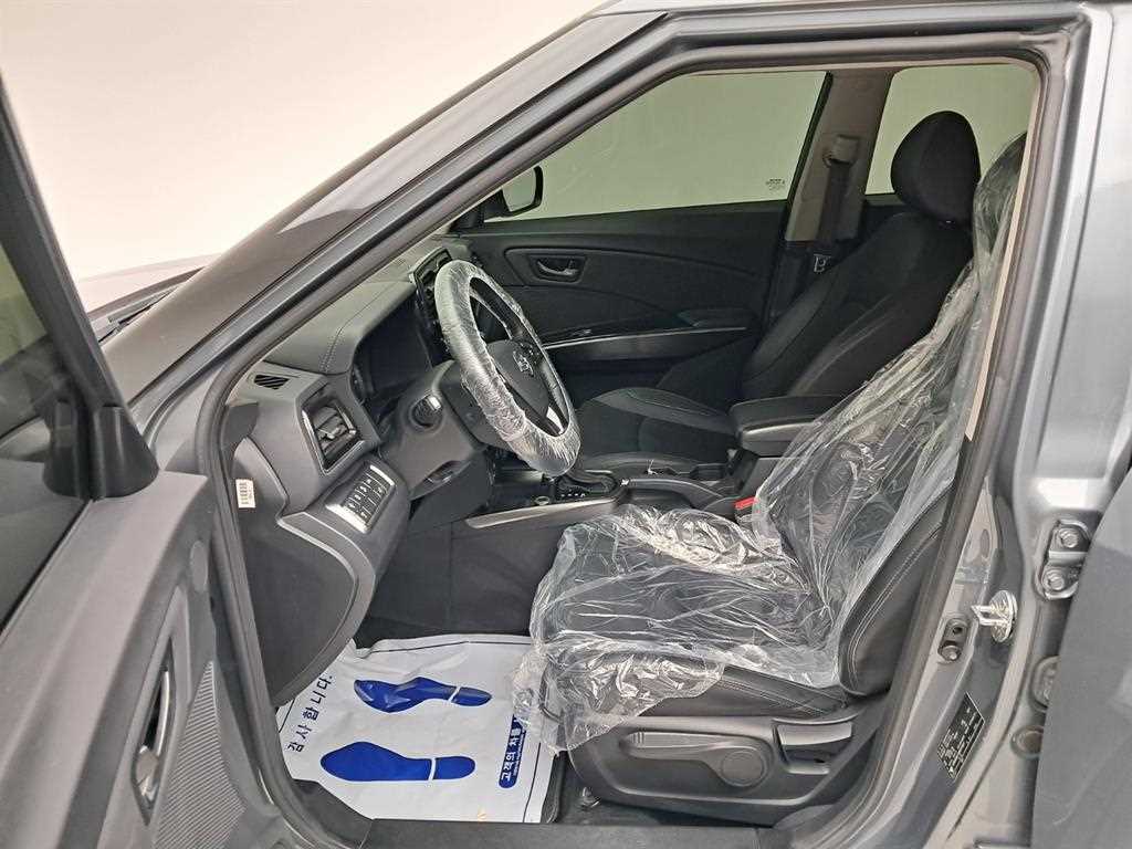 Ssangyong Tivoli - Vista 11