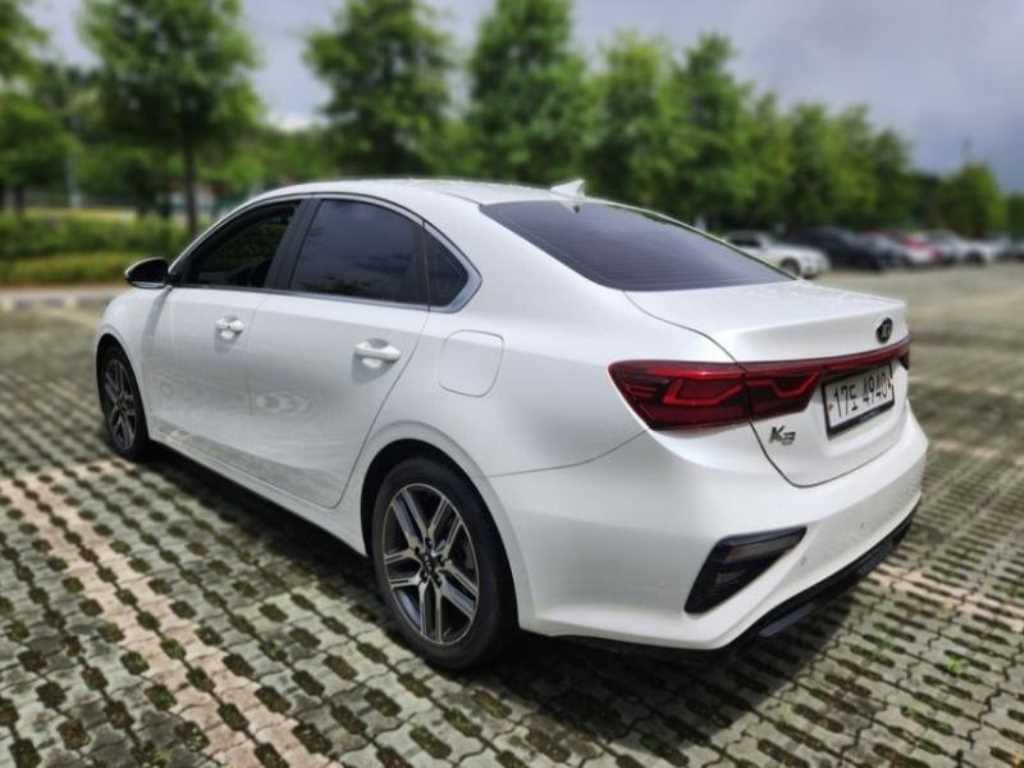 KIA K3 - Vista 4