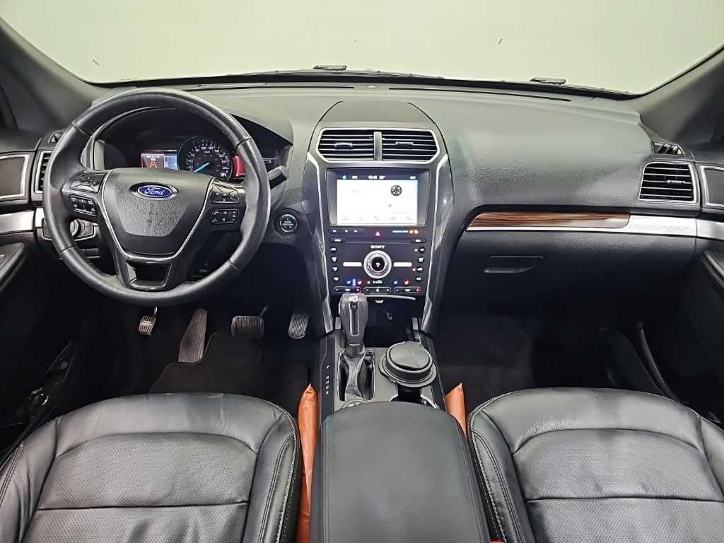 Ford Explorer - Vista 7
