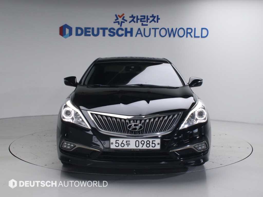 HYUNDAI Grandeur - Vista 3
